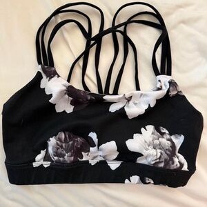 GAPFit Black and White Floral Sports Bra